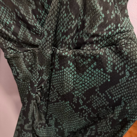 Atlein Green and Black Snake Skin Print Dress, size 40 - Picture 7 of 9